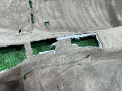 พรมปูพื้นห้องโดยสาร SUBARU LANCASTER OEM 95011AE050GG BHE BH9 1998 BEIGE 8L5