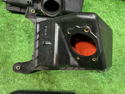 กล่องกรองอากาศ свап SUBARU LANCASTER OEM 46053AC090 46053AC080 BH9 1998 EJ254 AT