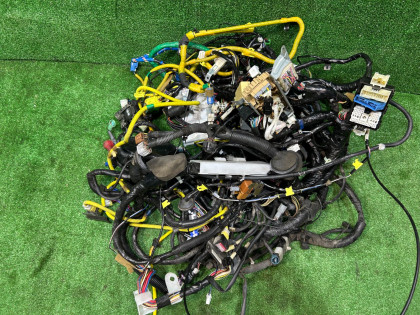 线束 SUBARU LANCASTER OEM 81200AE540 81401AE420 81500AE940 BH9 1998 EJ254 AT