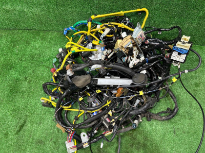 线束 SUBARU LANCASTER OEM 81200AE540 81401AE420 81500AE940 BH9 1998 EJ254 AT