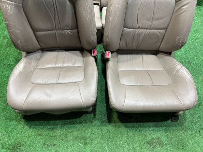 座椅总成 Кожа SUBARU LANCASTER OEM 64010AE800GE 64010AE810GE 64221AE250GE 64231AE260GE BHE BH9 BH5 1998 BEIGE 8L5