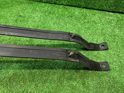สายรัดถังน้ำมัน SUBARU LANCASTER OEM 42017AE010 BH9 BHE BH6 1998 EJ254 AT