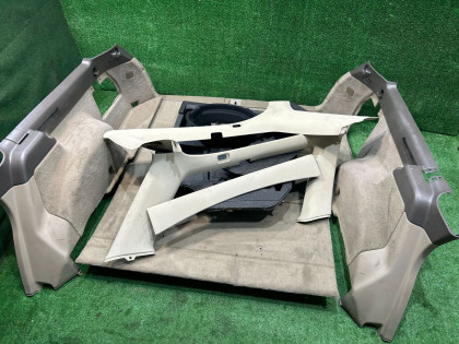 Revestimento da bagageira SUBARU LANCASTER OEM 65576AE000 65576AE010 95066AE020GG 95066AE030GG BHE BH9 BH5 1998 BEIGE 8L5