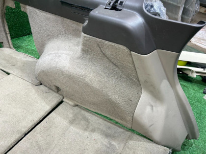 Revestimento da bagageira SUBARU LANCASTER OEM 65576AE000 65576AE010 95066AE020GG 95066AE030GG BHE BH9 BH5 1998 BEIGE 8L5