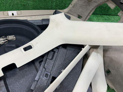 Revestimento da bagageira SUBARU LANCASTER OEM 65576AE000 65576AE010 95066AE020GG 95066AE030GG BHE BH9 BH5 1998 BEIGE 8L5