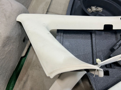 Revestimento da bagageira SUBARU LANCASTER OEM 65576AE000 65576AE010 95066AE020GG 95066AE030GG BHE BH9 BH5 1998 BEIGE 8L5
