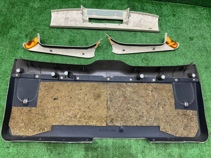 แผงบุประตูท้าย SUBARU LANCASTER OEM 94320AE011AD 94310AE020GF 94310AE030GF 94310AE000GF BHE BH9 BH5 1998 BEIGE 8L5