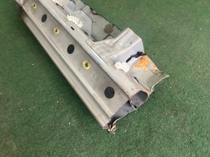 左サイドシル SUBARU LANCASTER OEM 51415AE031 BHE BH9 BH5 1998 BEIGE 8L5