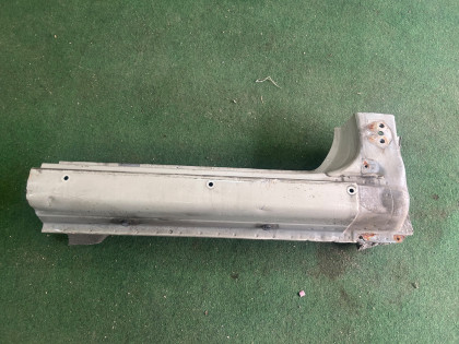ชายล่างตัวถังขวา 51415AE021 SUBARU LANCASTER