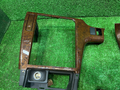 Рамка магнитофона комплект дерево SUBARU LANCASTER OEM 66060AE040, 66050AE010, 94110AE060 BHE BH9 1998 BEIGE 8L5