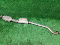 ท่อไอเสียท่อนกลาง SUBARU LANCASTER OEM 44200AE050 BH9 1998 EJ254 AT