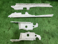 Fixação da alcatifa SUBARU FORESTER OEM 94065FA100 94065FA110 94065FA060 94065FA070 SF5 1997 SILVER 406