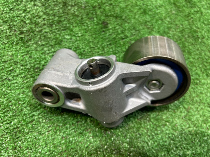 Tensioner pulley SUBARU LEGACY OEM 13033AA001 BE5 1999 EJ208 MT5
