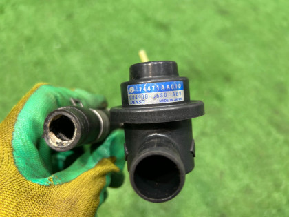 Тройник вентиляции картера SUBARU LEGACY OEM 14471AA010 22683AA070 BE5 1999 EJ208 MT5