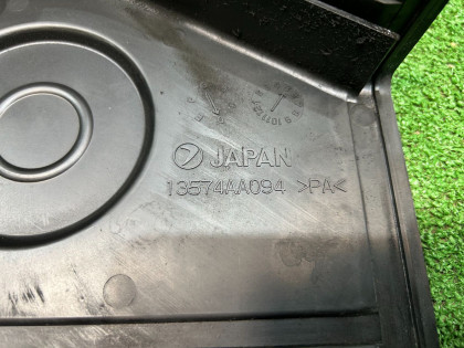 Крышка ГРМ левая SUBARU LEGACY OEM 13574AA094 BE5 1999 EJ208 MT5