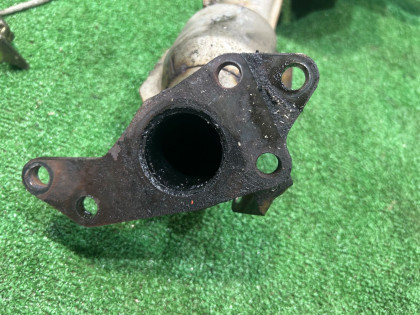 Exhaust manifold SUBARU LEGACY OEM 14023AA052 14010AA072 BE5 1999 EJ208 MT5