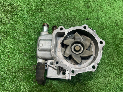 水泵 SUBARU LEGACY OEM X2111AA082 BE5 1999 EJ208 MT5