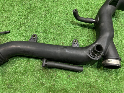 ターボホース（メス側） SUBARU LEGACY OEM 14462AA201 BE5 1999 EJ208 MT5