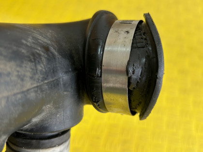 ターボホース（メス側） SUBARU LEGACY OEM 14462AA201 BE5 1999 EJ208 MT5