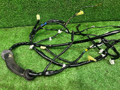 สายไฟฝาท้าย SUBARU OUTBACK OEM 81812AG011 BP9 2006 EJ253 AT