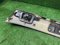 Embellecedor del portón trasero SUBARU OUTBACK OEM 84261AG143GA BP9 2006 GOLD 39J