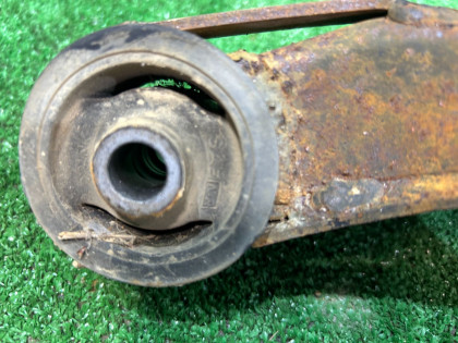 ยางแท่นเฟืองท้าย SUBARU LANCASTER OEM 41310AE020 BHE BH9 BH5 BE5 BE9 BEE 2001 EZ30 AT