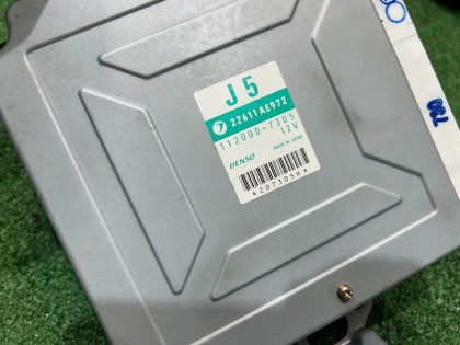 エンジンコンピューター SUBARU LANCASTER OEM 22611AG782 BHE 2001 EZ30 AT