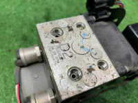 กล่อง ABS VDC SUBARU LANCASTER OEM 27539AE001 27536AE001 BHE BEE 2001 EZ30 AT
