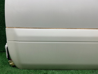 左前门 SUBARU LANCASTER OEM 60009AE050 BHE BH9 2001 WHITE 07C, 081