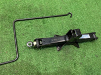 แม่แรง высокий SUBARU LANCASTER OEM 97030AC061 BHE 2001