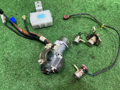 点火锁 Комплект замков SUBARU LANCASTER OEM 57491AE740 BHE BH9 BH5 2001 WHITE 07C, 081