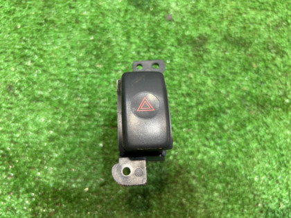 สวิตช์ไฟฉุกเฉิน SUBARU LANCASTER OEM 83037AE000 BH9 2001 EZ30 AT