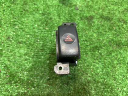 สวิตช์ไฟฉุกเฉิน SUBARU LANCASTER OEM 83037AE000 BH9 2001 EZ30 AT