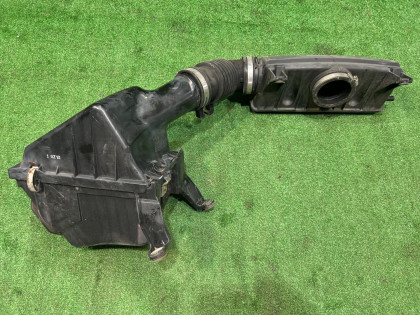 กล่องกรองอากาศ под СВАП 46052AE000 46051AE000 SUBARU LANCASTER