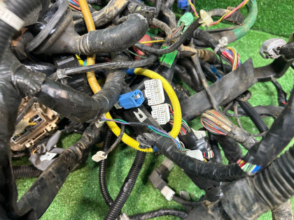 ชุดสายไฟ под СВАП SUBARU LANCASTER OEM 81401AE760, 81501AE170 BHE 2001 EZ30 AT
