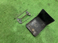 Suporte da bateria SUBARU LANCASTER OEM 82161AA040, 82122AA031, 82182AA040 BHE BH9 BH5 BE5 BE9 BEE 2001