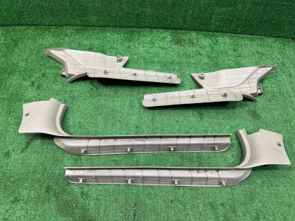 Frisos das embaladeiras SUBARU LANCASTER OEM 94060AE000GE, 94060AE010GE, 94061AE000GE, 94061AE010GE BHE BH9 BH5 2001 WHITE 07C, 081