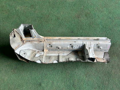 ชายล่างตัวถังขวา 51415AE021 SUBARU LANCASTER