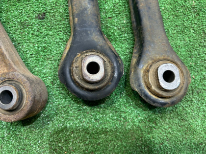 Рычаги задние SUBARU LANCASTER OEM 20250AE030, 20250AE050, 20250AE010, 20250AE000 BHE BH9 2001 EZ30 AT