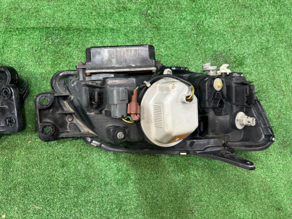 ไฟหน้า Ксенон SUBARU LANCASTER OEM 84001AE300, 84001AE310 BHE BH9 BH5 BE5 BE9 BEE 2001