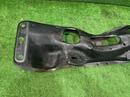Travesaño delantero SUBARU LEGACY OEM 20100AC021 BE5 BH5 2000 EJ206 AT