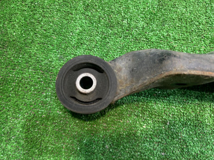 Soporte del diferencial SUBARU LEGACY OEM 41310AE020 BE5 BH5 2000 EJ206 AT