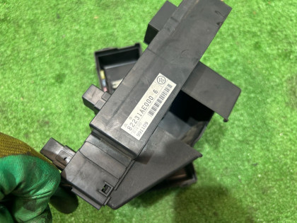 保险丝盒 SUBARU LEGACY OEM 82231AE000 BE5 2000 EJ206 AT
