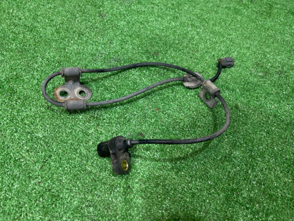 เซ็นเซอร์ ABS หน้าขวา 27540AE000 SUBARU LEGACY