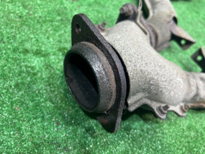 Catalytic converter коллектор выпускной SUBARU LEGACY OEM 44102AC210 44179AE000 BE5 BH5 2000 EJ206 AT