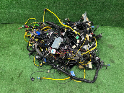 ชุดสายไฟ SUBARU LEGACY OEM 81401AE060 81500AE580 BE5 2000 EJ206 AT