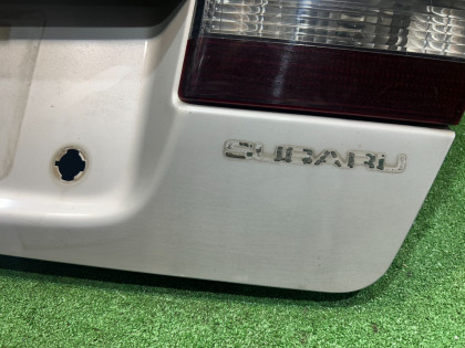 Portón del maletero SUBARU LEGACY OEM 57501AE040 BE5 BE9 BEE 2000 silver 792