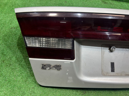 Portón del maletero SUBARU LEGACY OEM 57501AE040 BE5 BE9 BEE 2000 silver 792
