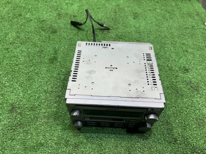 オーディオデッキ SUBARU LEGACY OEM 86201AE030 BE5 2000