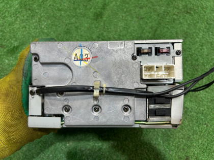 オーディオデッキ SUBARU LEGACY OEM 86201AE030 BE5 2000